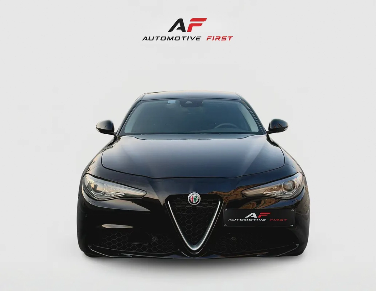 2019 Alfa Romeo Giulia Standard - GCC Specs