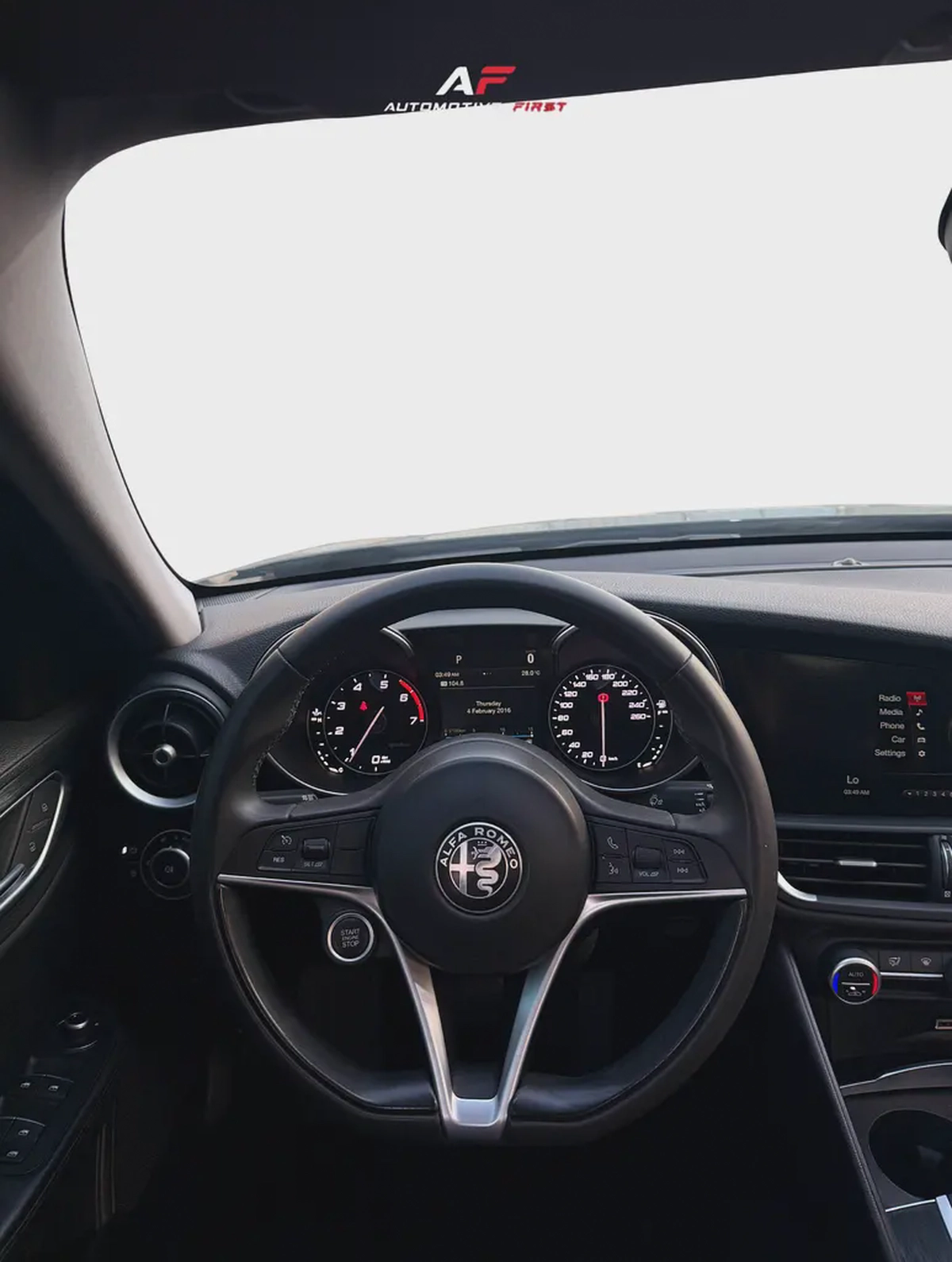 2019 Alfa Romeo Giulia Standard - GCC Specs