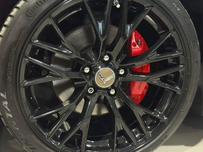 Chevrolet Corvette Z06 | 2015 | Full Option | High Performance | Excellent Condition.-18