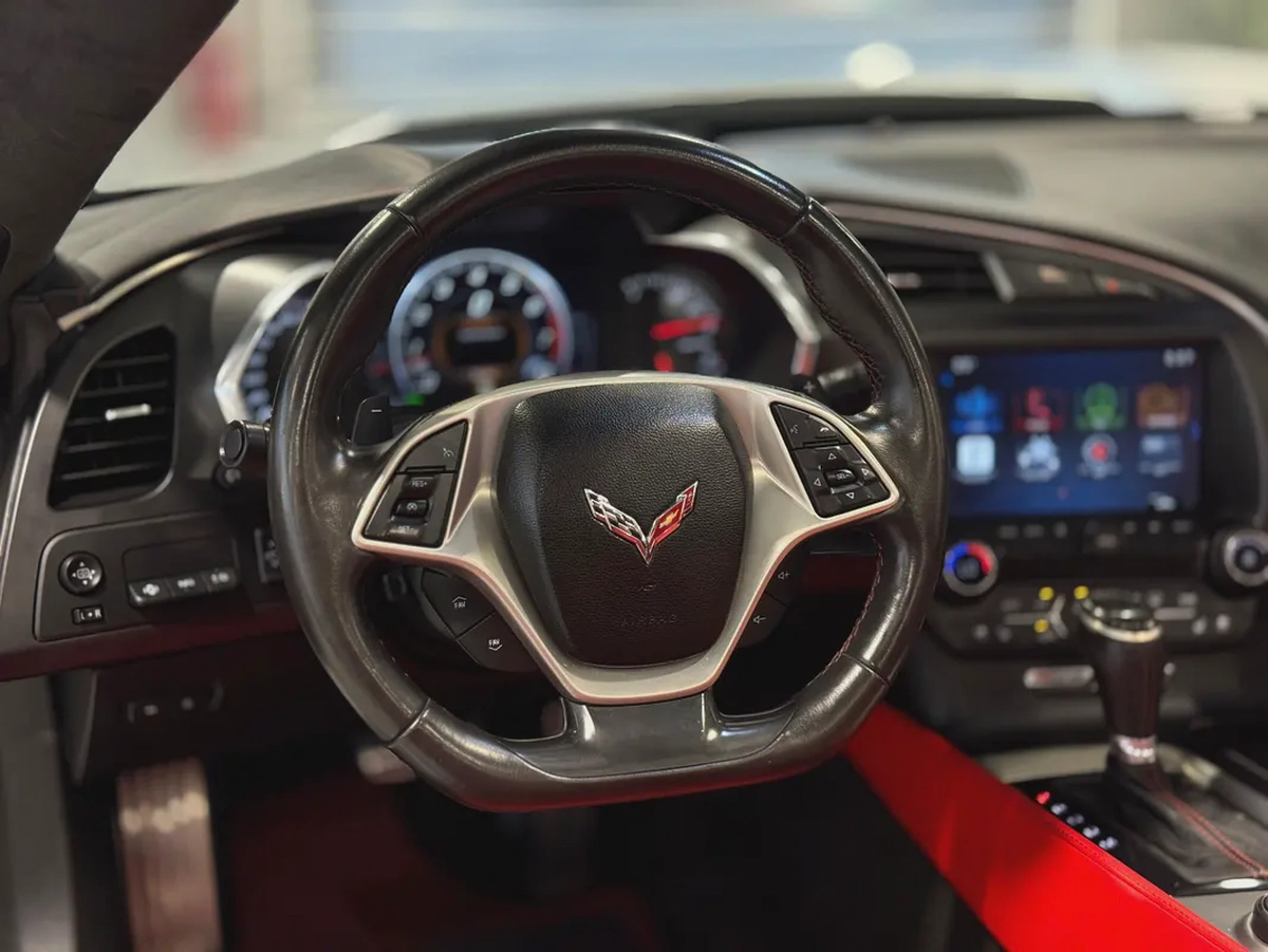 Chevrolet Corvette Z06 | 2015 | Full Option | High Performance | Excellent Condition.-7-7