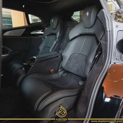 Ferrari Purosangue V12 2024  DONE ONLY 6000KM-6