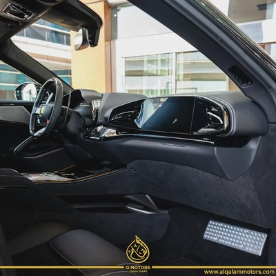 Ferrari Purosangue V12 2024  DONE ONLY 6000KM-8