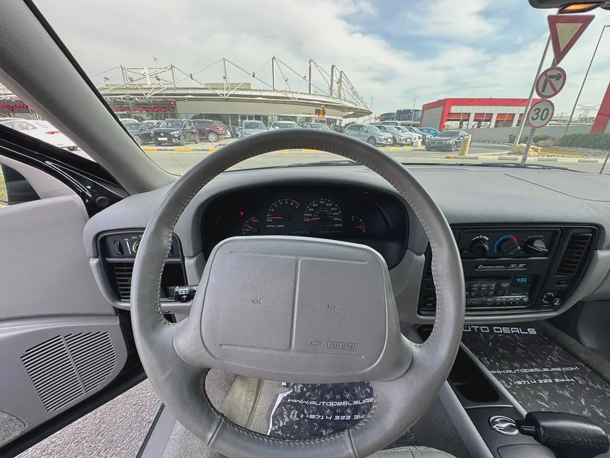 Chevrolet Impala 1996, Japanese Specs only 500 km-10-10