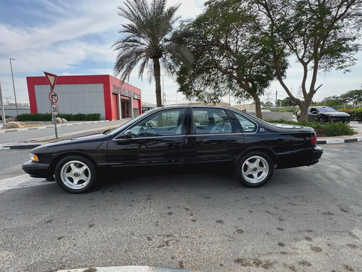 Chevrolet Impala 1996, Japanese Specs only 500 km-7-7