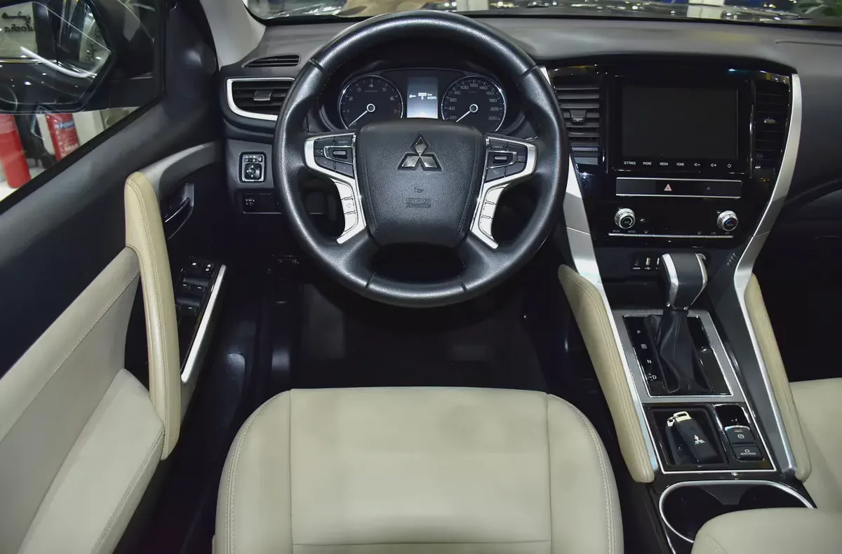 AED 1,745 EMi at 0% DP | Mitsubishi Montero Sport Prime Edition ( 2023 Model ) GCC Specs-11-11