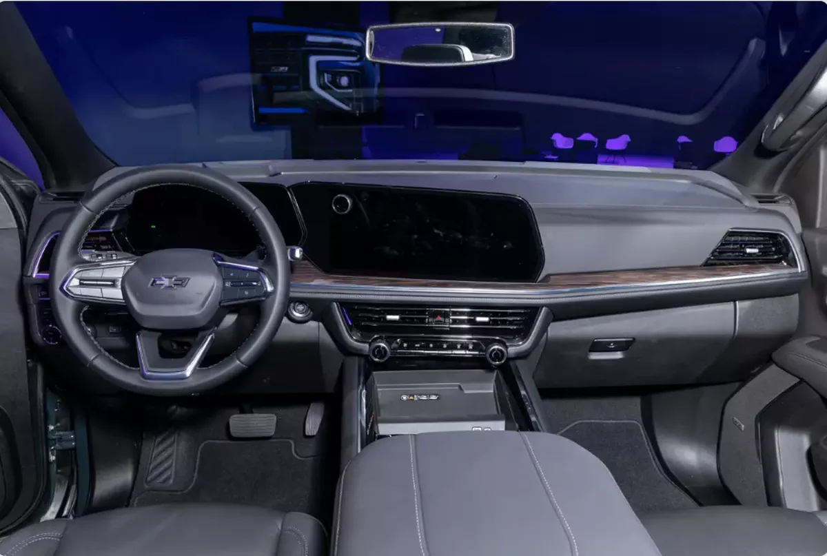 2026 Chevrolet Tahoe – Bold Full‑Size SUV-13-13
