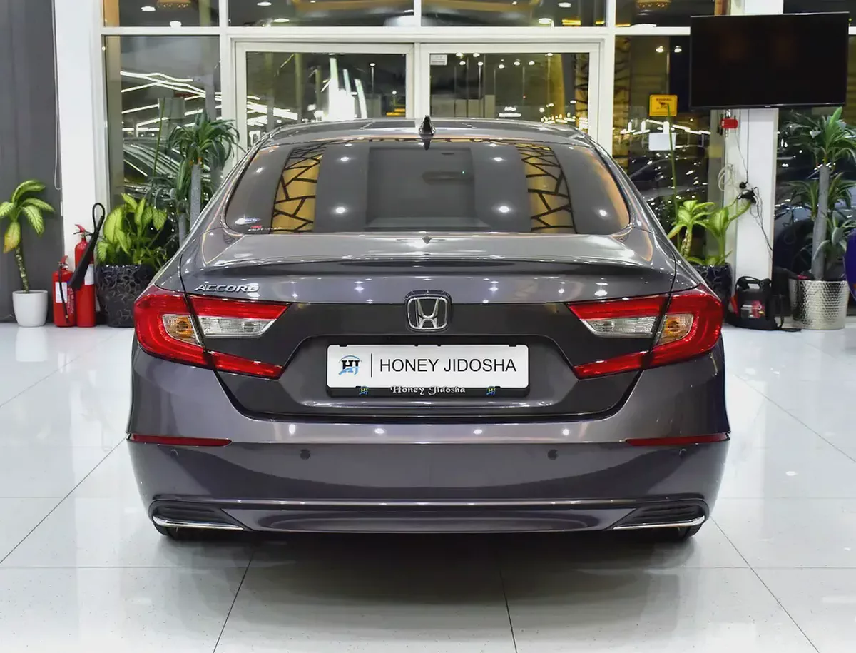 AED 1,487 EMi at 0% DP | Honda Accord ( 2022 Model ) in Grey Color GCC Specs-4-4
