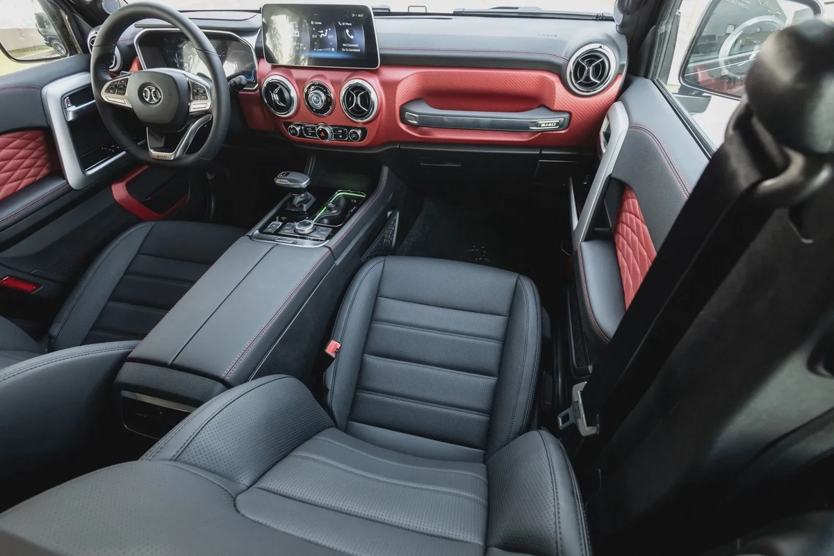 BAIC BJ40C-23-23
