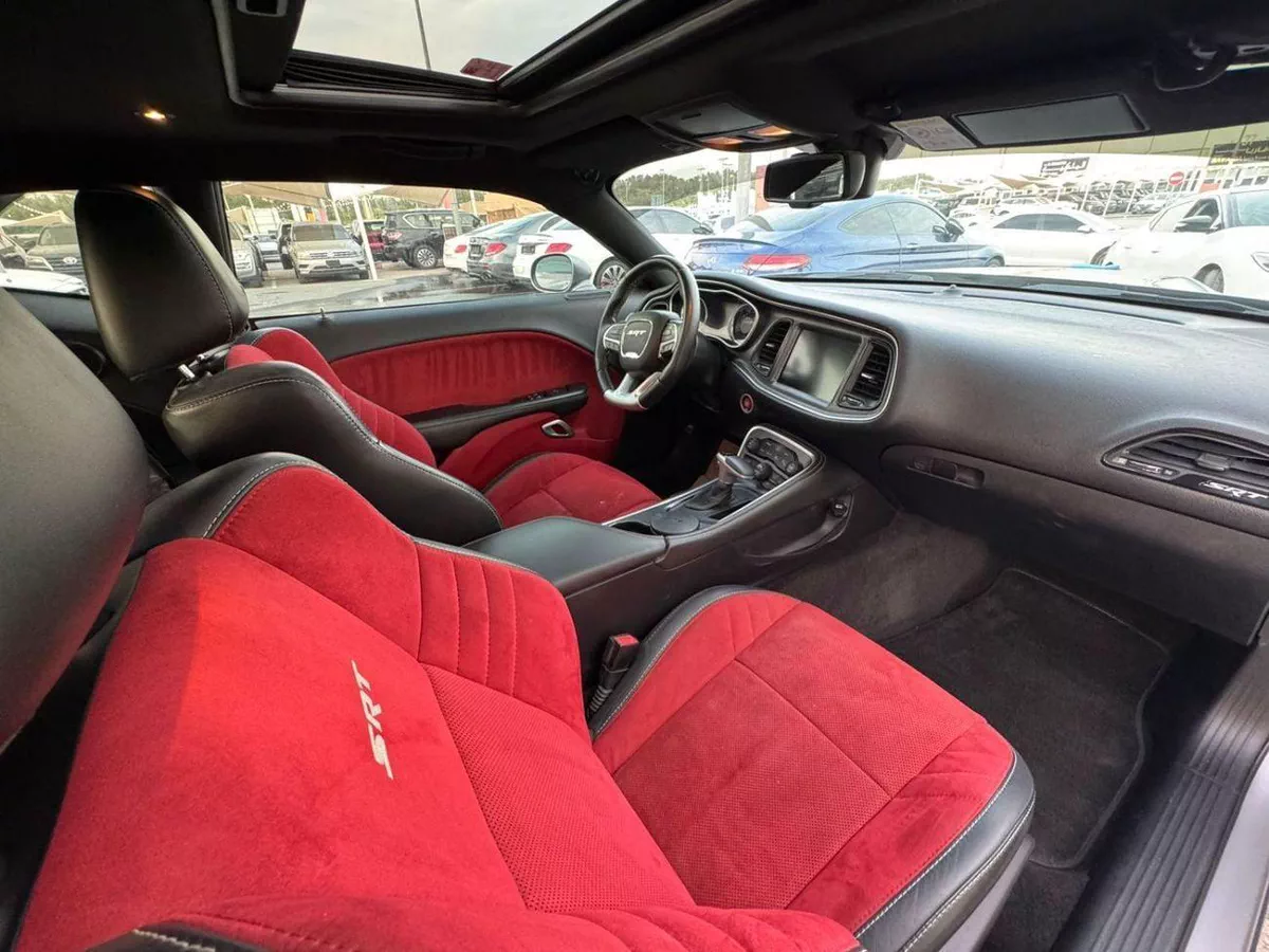 Dodge Challenger SRT8 FULL OPTION SRT 6.4L-10-0