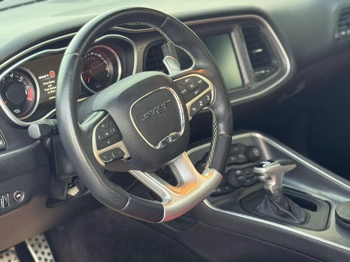 Dodge Challenger SRT8 FULL OPTION SRT 6.4L-7-0