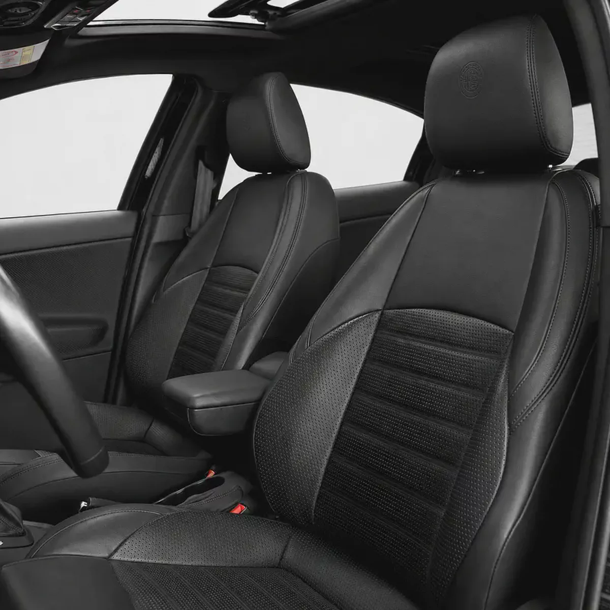 765 P.M • 0% Downpayment • Alfa Romeo Giulietta Veloce • 1 Year Warranty-9-9