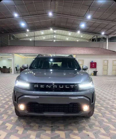 RENAULT DUSTER Pearl White-1