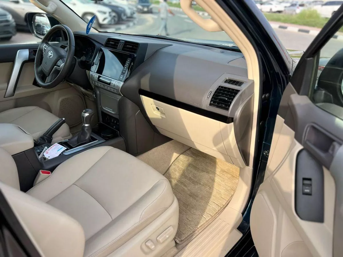 Toyota Prado TX-L 2022 Toyota Prado Full Option 4.0L V6 - AWD 4x4 GCC- Electric Seat - Rear CAM & Sensors - Cool B-13-0