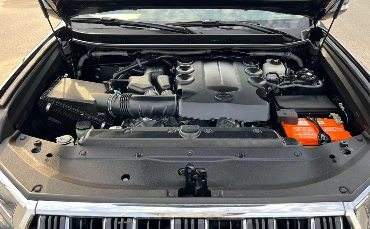 Toyota Prado TX-L 2022 Toyota Prado Full Option 4.0L V6 - AWD 4x4 GCC- Electric Seat - Rear CAM & Sensors - Cool B-22-0