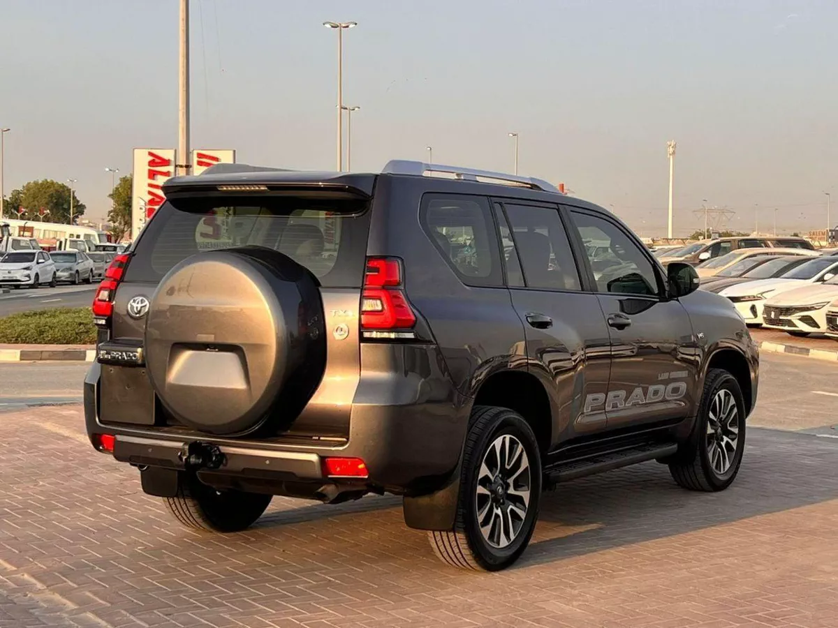 Toyota Prado TX-L 2022 Toyota Prado Full Option 4.0L V6 - AWD 4x4 GCC- Electric Seat - Rear CAM & Sensors - Cool B-7-0
