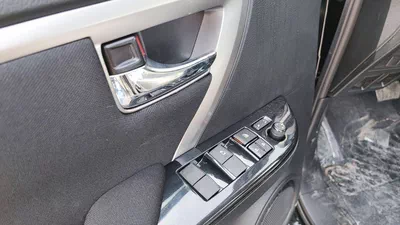 Toyota Fortuner EXR Toyota Fortuner / 2.7L V4 Petrol /  Climate Control / Only for Africa Special Price-19