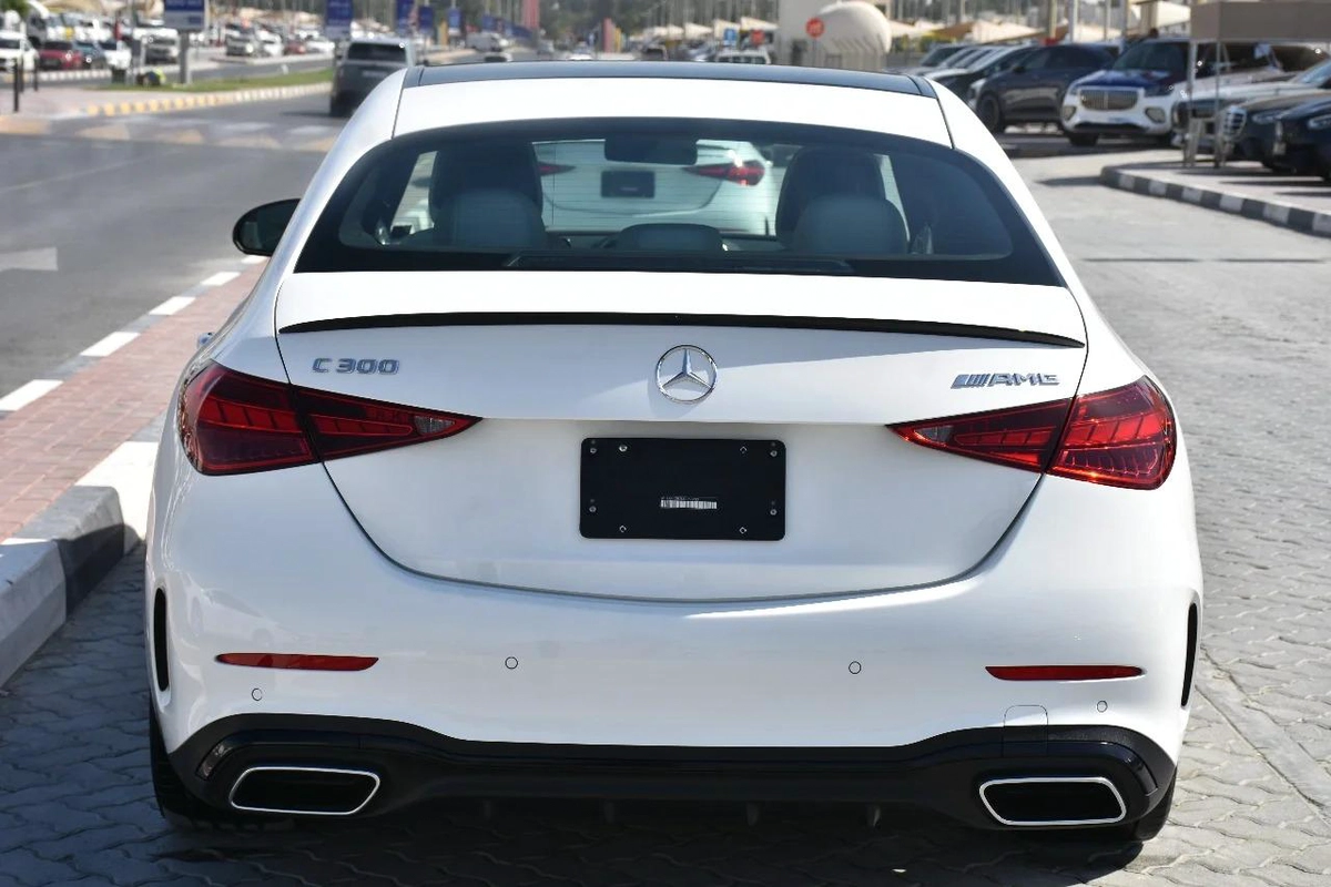 C300 AMG LUXURY 2022 | WHITE LIKE-2-2