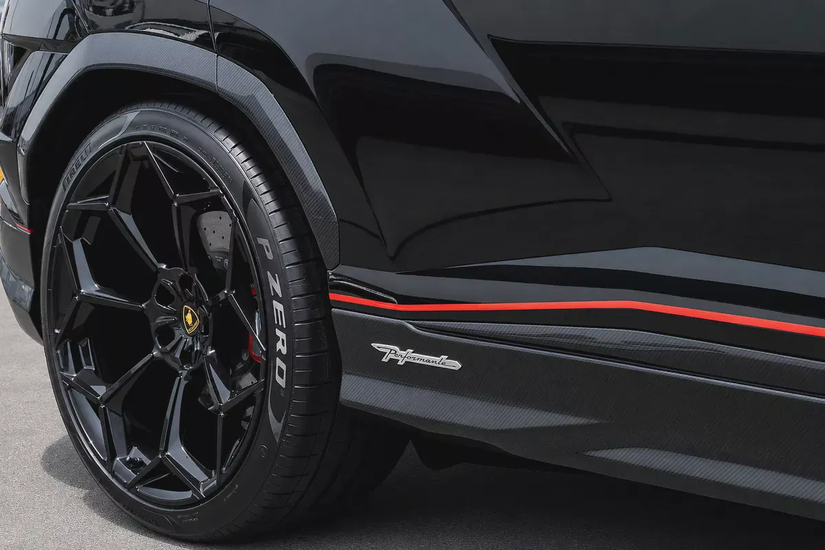 Lamborghini Urus Performante 2024 | 0,0km | Carbon Fiber Package | Under Warranty-19-19