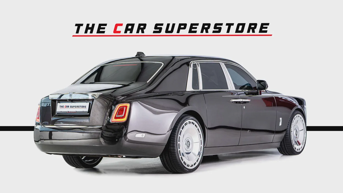 Rolls Royce Phantom-Diamond Grey Exterior Color-24 Inch Chrome Rims-Star Light System-7-7