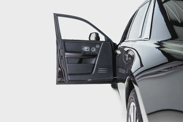 Rolls Royce Phantom-Diamond Grey Exterior Color-24 Inch Chrome Rims-Star Light System