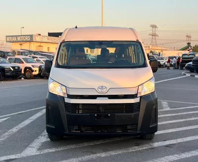 Toyota Hiace GL 2021 Toyota Hiace 3.5L V6 - Passenger - Patrol Manual - 13 Seater - No Accident --2