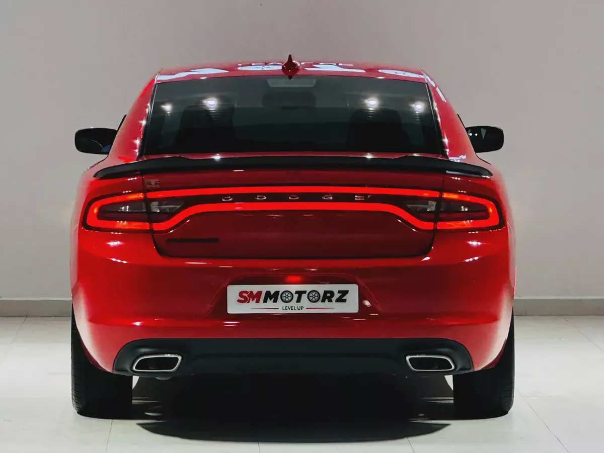 DODGE CHARGER V6 2018 MINT CONDITION WOTH ONE YEAR WARRANTY-5-5
