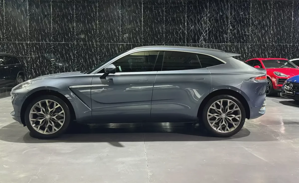 Low Mileage | GCC specs | Al Habtoor Warranty 2027 | Al Habtoor Full Service History-4-4