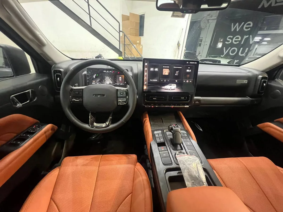 2025 Haval H9 V2 Dignity 2.0T V4 // EMI Starting from 2,100 AED-5-5