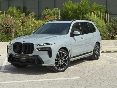 BMW X7--xDrive 40i M Sport---GCC--Under Agency Warranty+Service Contract Till 2028-0