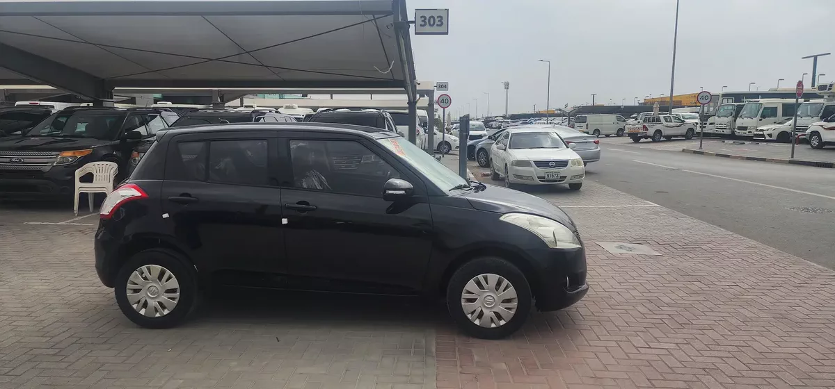 Suzuki Swift 2015 GCC Specs - Reliable  Fuel Efficient Hatchback-1-1