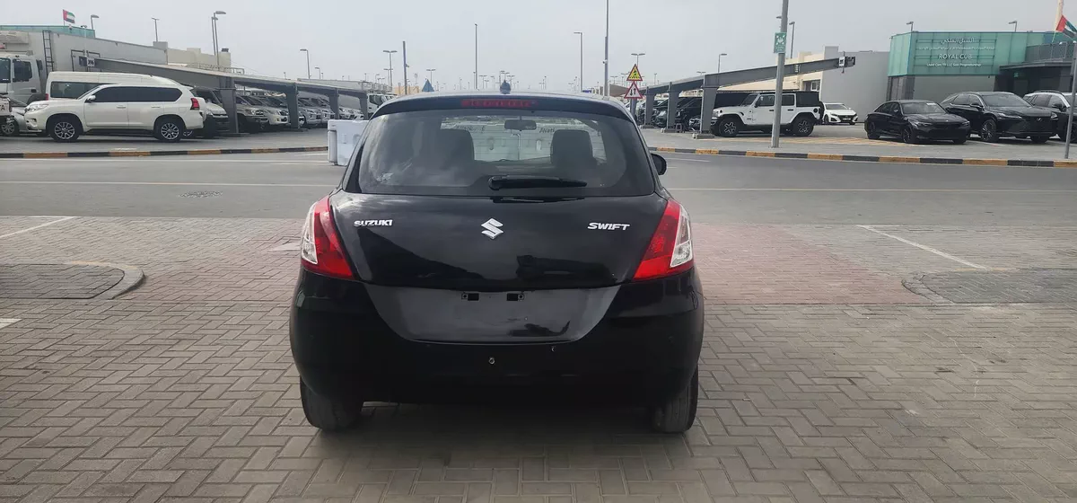 Suzuki Swift 2015 GCC Specs - Reliable  Fuel Efficient Hatchback-2-2