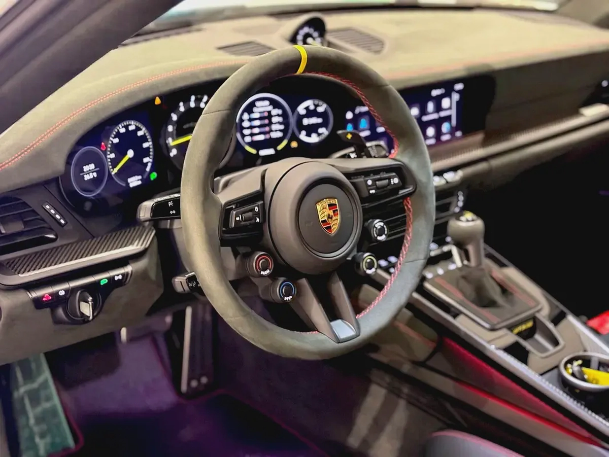 AED 20,400 P.M | 0% DOWN PAYMENT | PORSCHE 911 GT3 RS WEISSACH PACKAGE | 4.0L F6 | AGENCY WARRANTY |-12-12