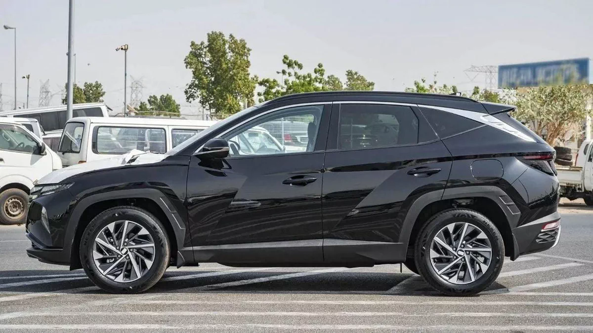 Hyundai Tucson COMFORT HYUNDAI TUCSON 2022 0KM 1.6L MID OPTION WITH PANORAMIC-3-0