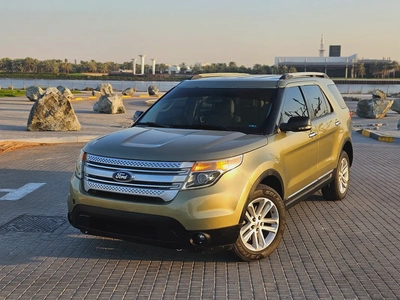 Ford Explorer 2013 GCC Premium Condition 7 Seater SUV-3