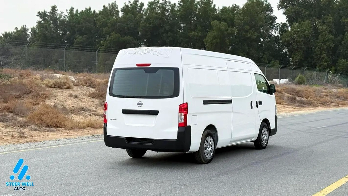 2025 Nissan Urvan NV350 Highroof Delivery Van GCC White Automatic-5-5
