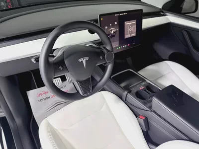 2024 Tesla Model Y Performance | GCC-4