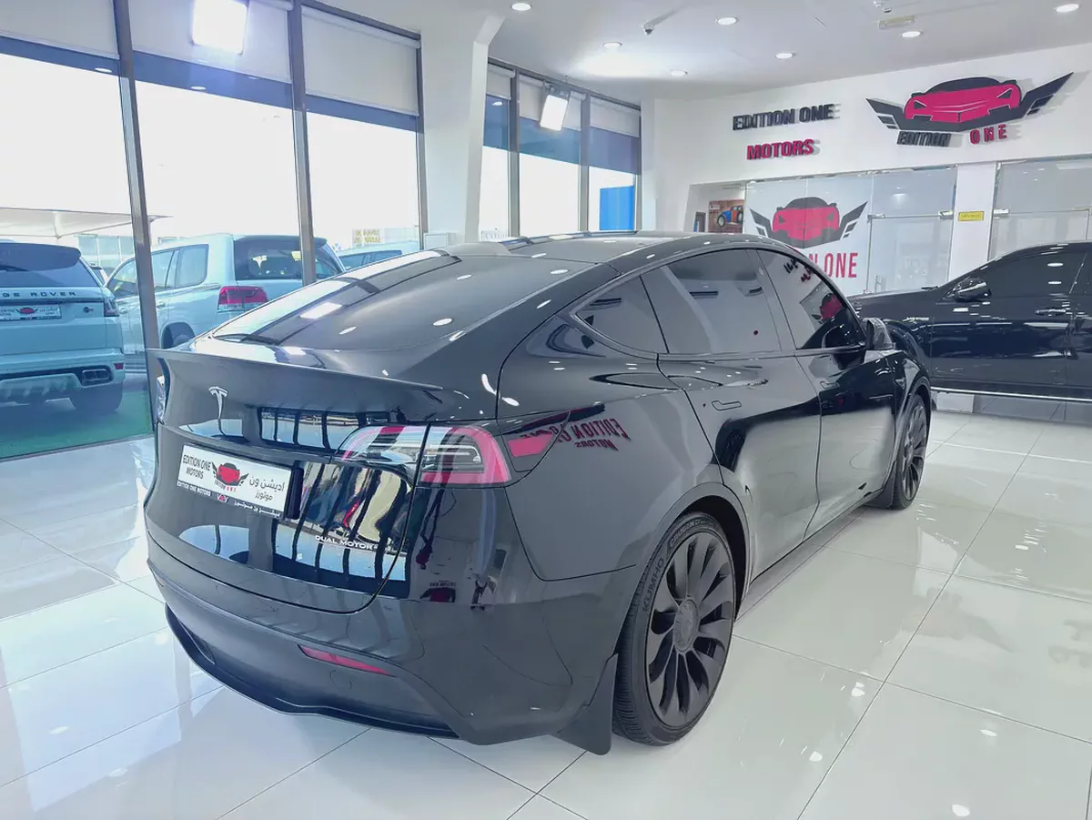 2024 Tesla Model Y Performance | GCC-9-9