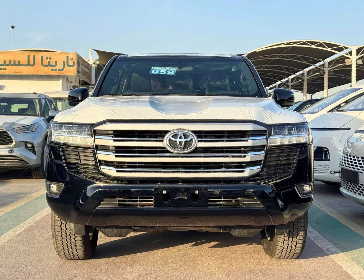 Toyota Land Cruiser GXR 3.5L Twin Turbo | Sunroof | Driver Power Seat | Digital Speed Meter (CODE # GXR33M
