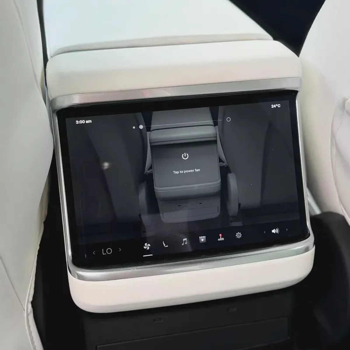 Tesla Model X Long Range 2023 | Dual Motor AWD | 670 HP | 29600 KM | White | تسلا موديل X 2023-15-15