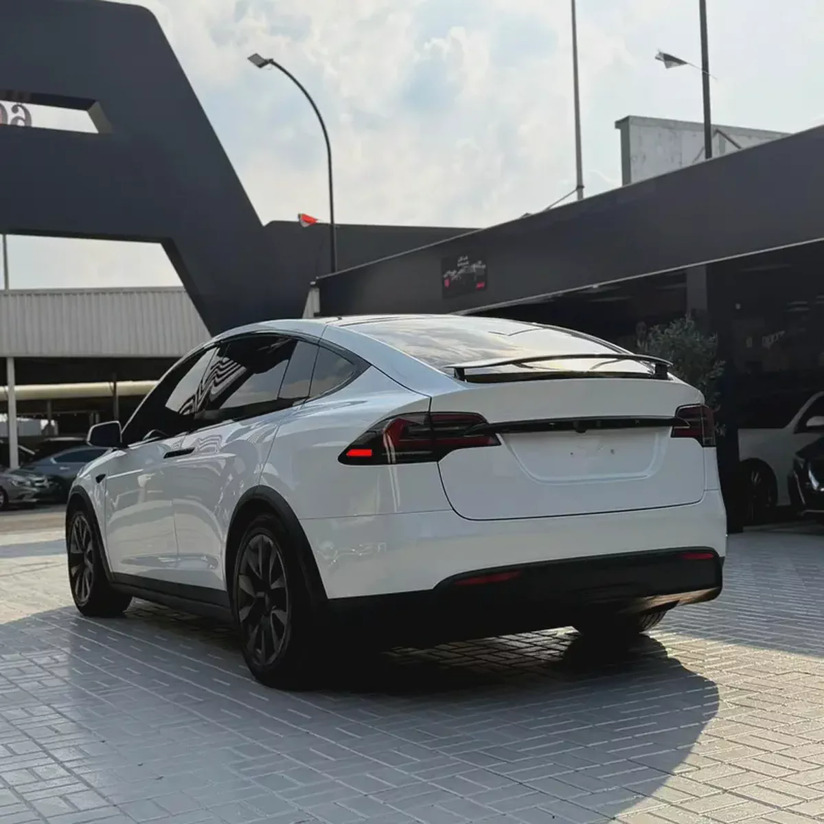 Tesla Model X Long Range 2023 | Dual Motor AWD | 670 HP | 29600 KM | White | تسلا موديل X 2023-6-6