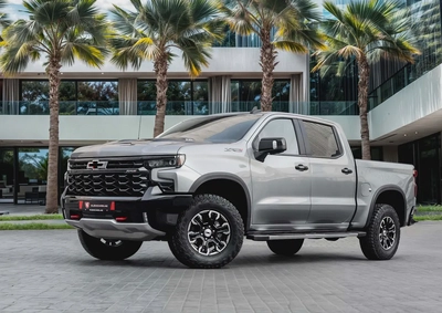 4,407 P.M |  Silverado ZR2 | 6.2 V8 | 0% Downpayment | Perfect Condition!-0