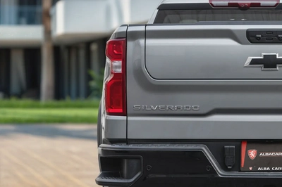 4,407 P.M |  Silverado ZR2 | 6.2 V8 | 0% Downpayment | Perfect Condition!-5