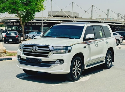 Toyota Land Cruiser GXR 4.6L Grand Touring Full Option 2019 GCC Very Good Condition-0