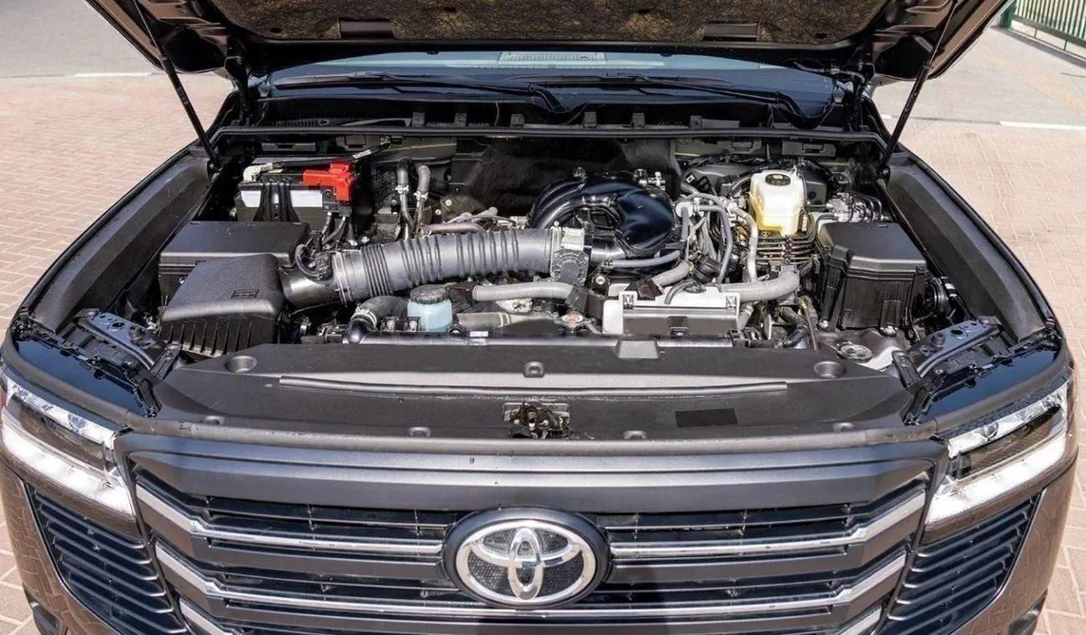 Toyota Land Cruiser GXR LC300 GXR 4.0P AT MY2025 – GREY-18-0