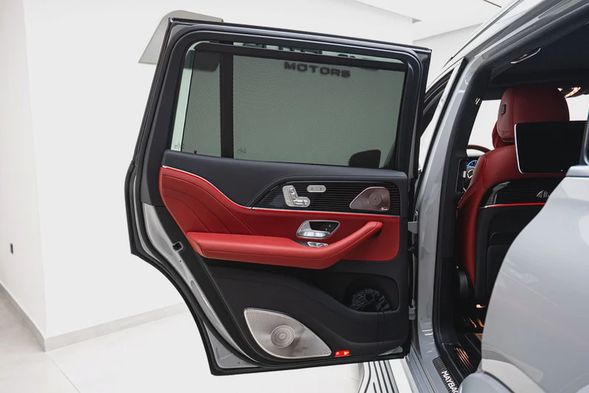 2025 MERCEDES-BENZ GLS 600 MAYBACH | FIRST CLASS PACKAGE | HIGH OPTION-13-13