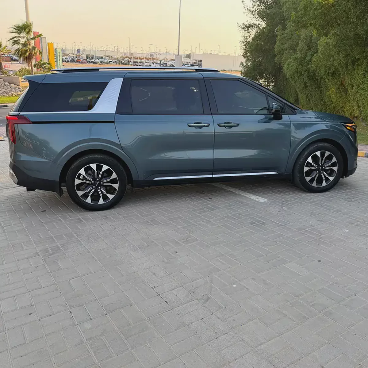 2023 Kia Carnival – 2025 Facelift | Full Option | 360° Camera | Premium Family MPV-15-15