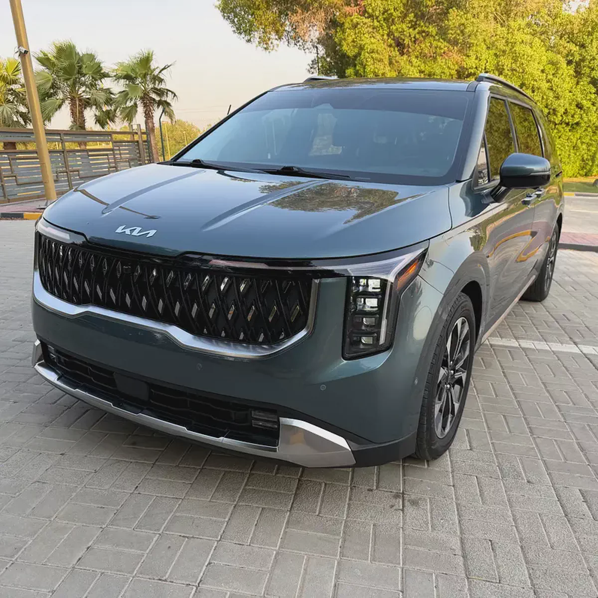 2023 Kia Carnival – 2025 Facelift | Full Option | 360° Camera | Premium Family MPV-1-1