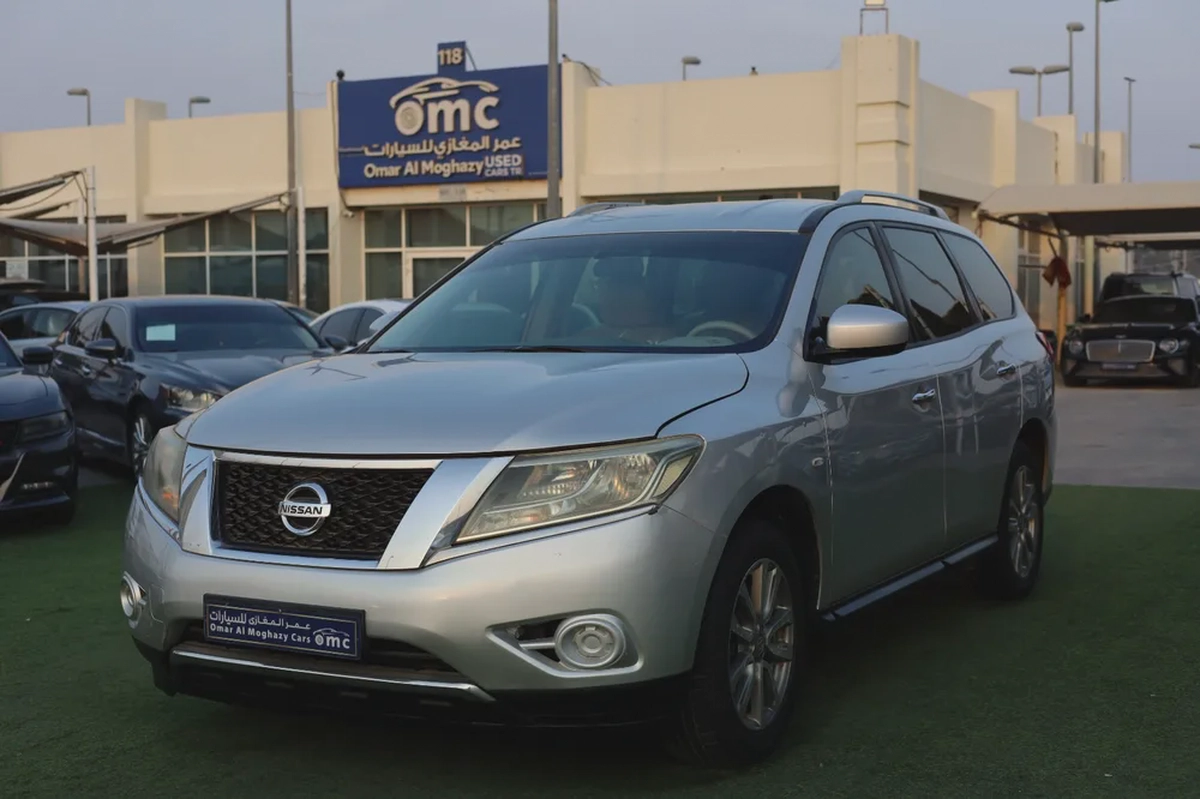 Used Nissan Pathfinder 3.5L S 4WD 2015