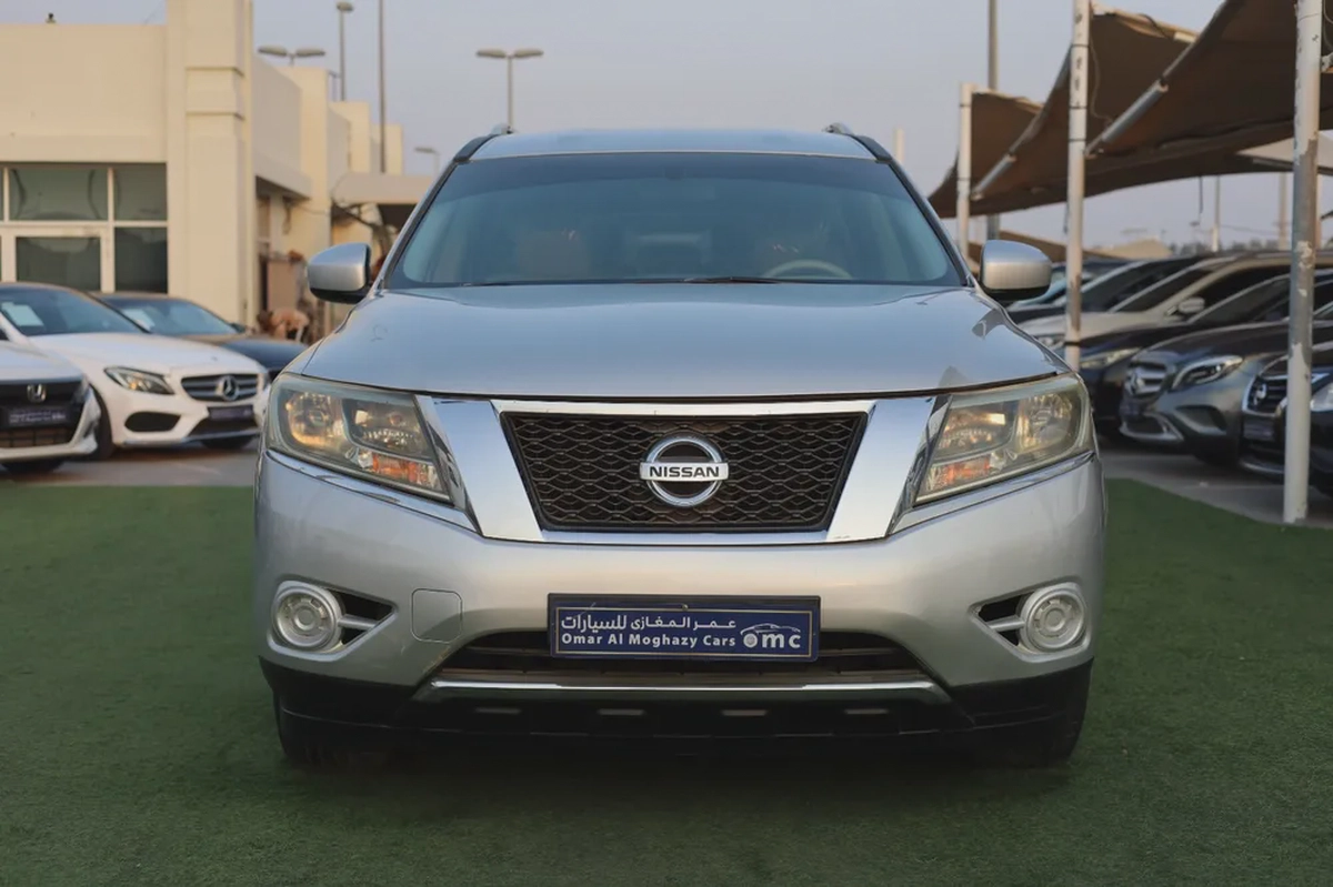 Used Nissan Pathfinder 3.5L S 4WD 2015-2-2