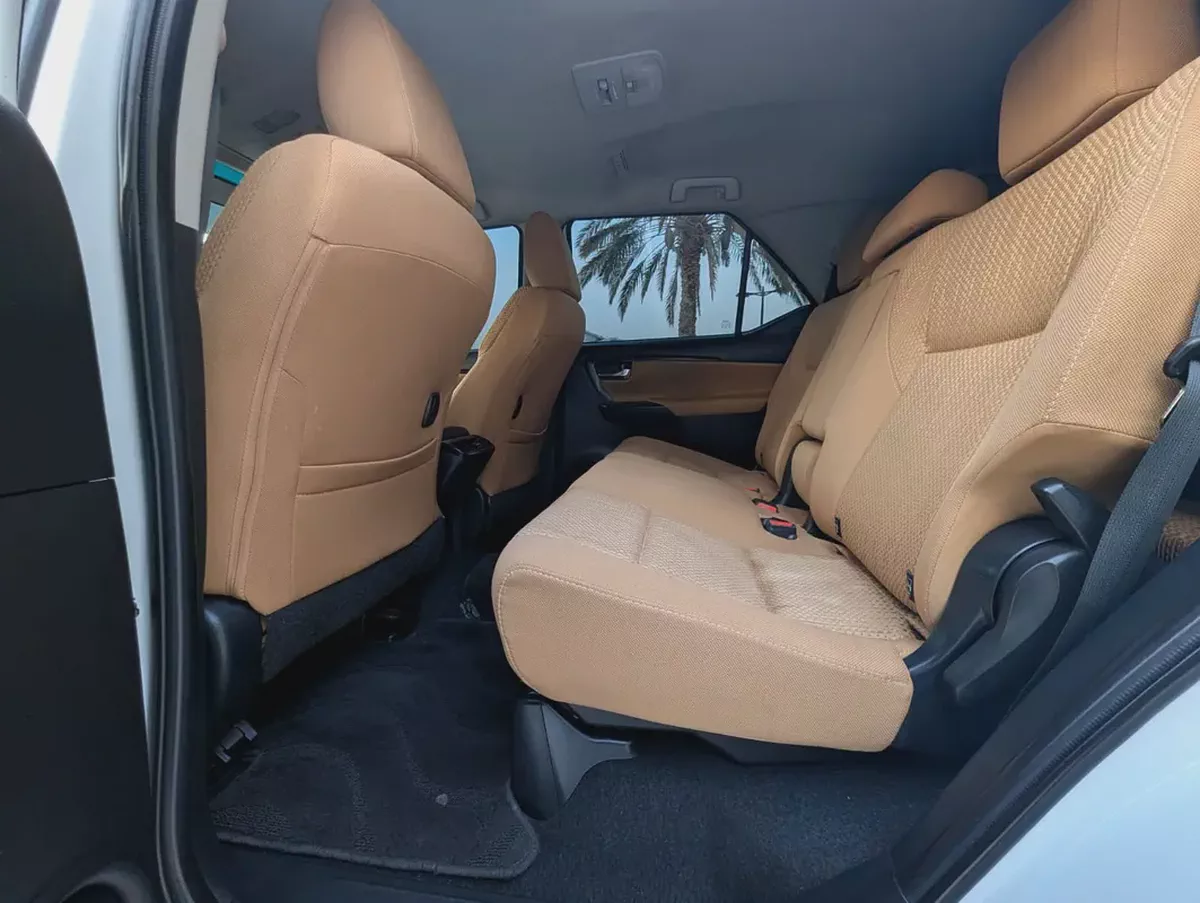 Toyota Fortuner 2023 4X4 EXR GCC Specs - Excellent Condition-13-13